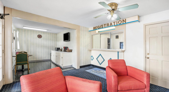 Americas Best Value Inn - Roxboro, Забронировать Мини-отель Роксборо Северная Каролина