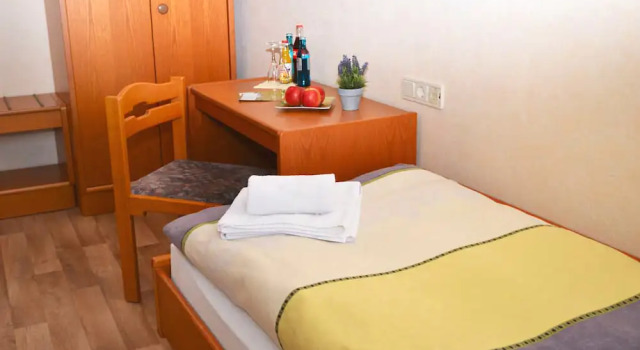 Landhotel Garitz, Prenota Hotel Hotel a Garz con parcheggio, Parcheggio