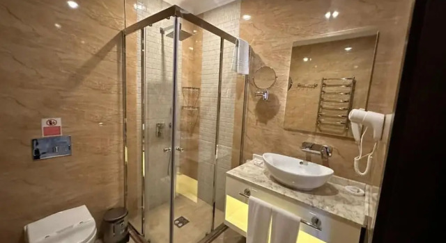 Номер Deluxe MandarinnART Hotel