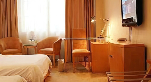 Mingguo Business Hotel, Prenota Hotel Lianyungang Jiangsu