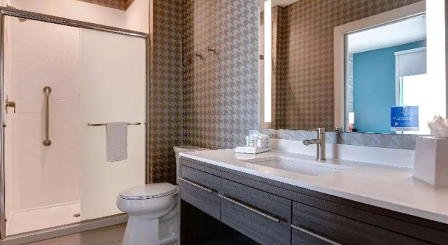 Номер Standard Home2 Suites by Hilton North Plano Hwy 75