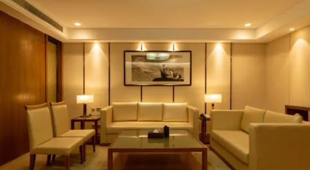 Suite Deluxe Yingbin Hotel