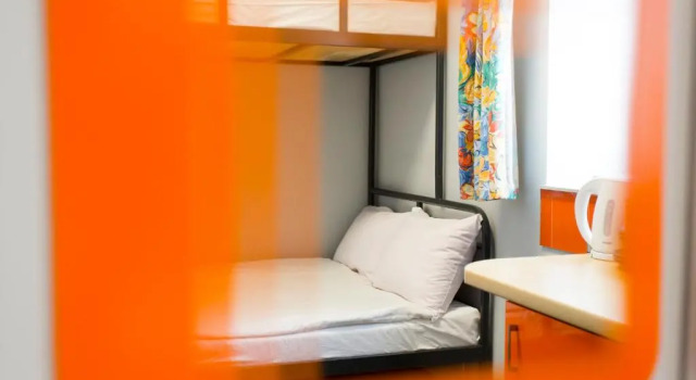 Кровать в общем номере Hostel Siennicka
