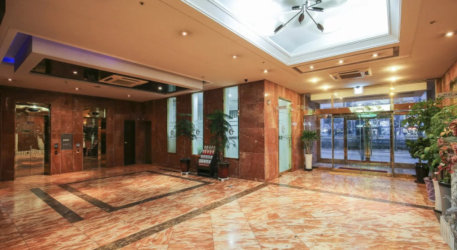 Themepark Tourist Hotel, Buchen Sie Hotel Bucheon Gyeonggi-do