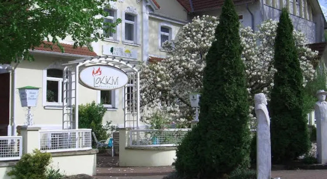 Hotel Am Deister, Book Hotel Hotels in Barsinghausen with Parking, Parking