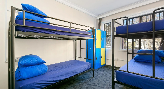 Кровать в общем номере (женский номер) Newtown Backpackers