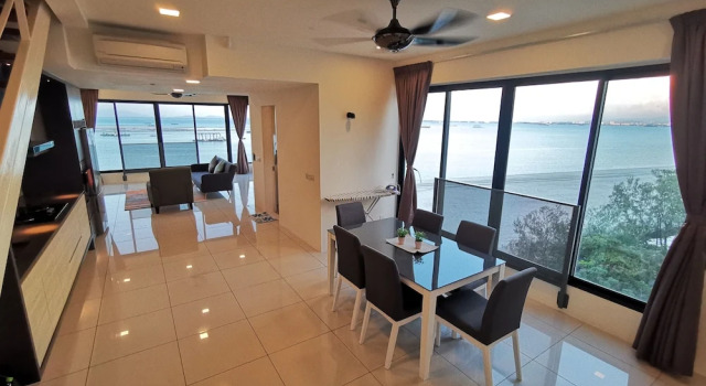 Номер Comfort Family Suite Sunrise Gurney Penang