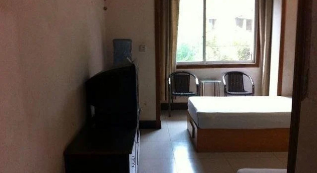 Leshan Wanghao'er Hotel, Prenota Hotel Leshan Sichuan