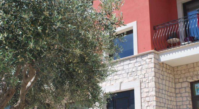 Pietra Bianca Rooms, Book Bed and Breakfast Hotels in Sicily with Parking, Parking