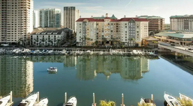 Двухместный номер Standard с балконом Tampa Marriott Water Street