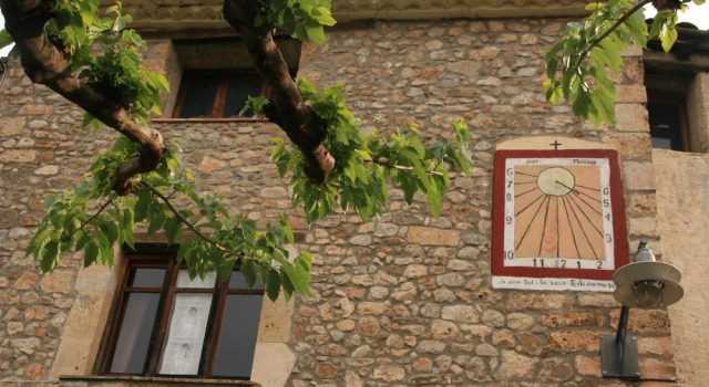 La Rectoria de Dosquers, Rezervați Hotel Maia de Montcal Catalonia