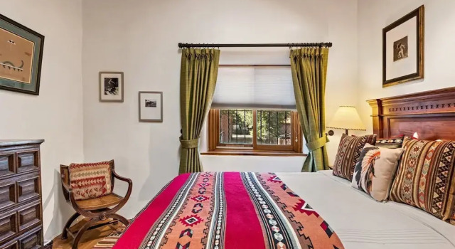 Amor - Historic Adobe in the Heart of The Railyard and Downtown Santa Fe, Hot Tub, Varaa Lomakoti Santa Fe New Mexico
