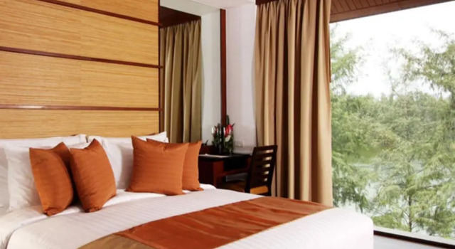 Пентхаус с джакузи с 3 комнатами с видом на море Отель Mövenpick Phuket Bangtao