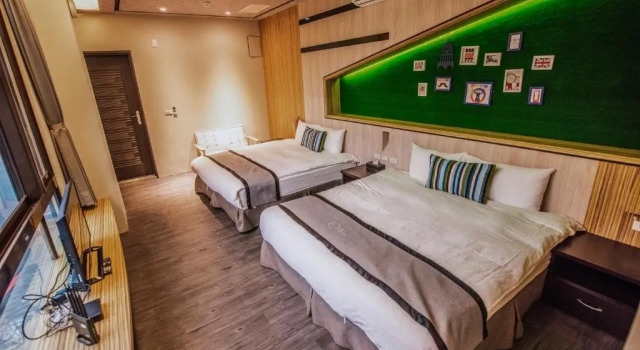 Четырёхместный номер Standard Ruo Shui Hotspring Hotel