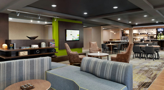 Courtyard by Marriott Tulsa Central, Prenota Hotel Tulsa Oklahoma
