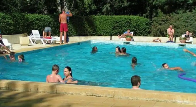 Camping Fontenelle, Забронировать Кемпинг Кемпинги и глэмпинги Буш-дю-Рон, Кемпинг