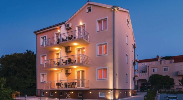 Stunning Apartment in Supetar With 2 Bedrooms and Wifi