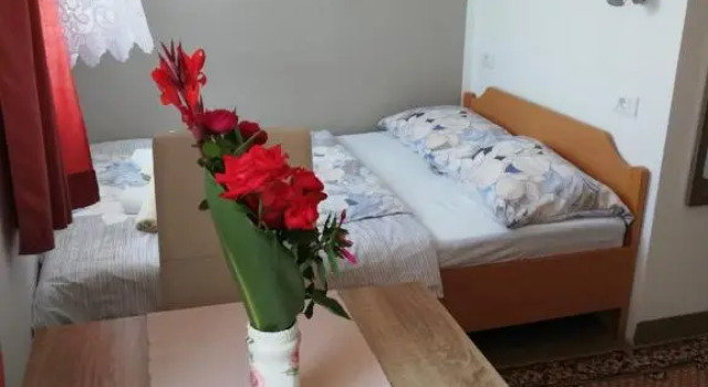 Студия Apartments Tanja & Tina