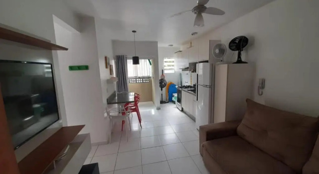 APTO PERTINHO DA PRAIA - Lindo e Equipado! Internet 400mb e 3 Tvs - Completo!