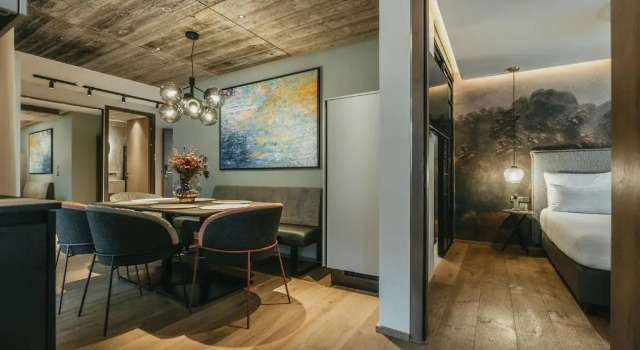Апартаменты Deluxe The Black Eagle Luxury Appartements