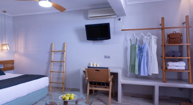 Люкс с балконом и с видом на море Glykeria Mini Suites