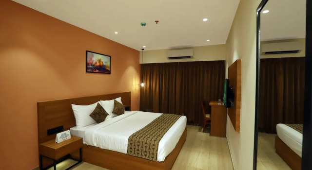 Aralia - A Business Hotel MIDC, Забронировать Отель Отели штата Махараштры 3 звезды, 3*
