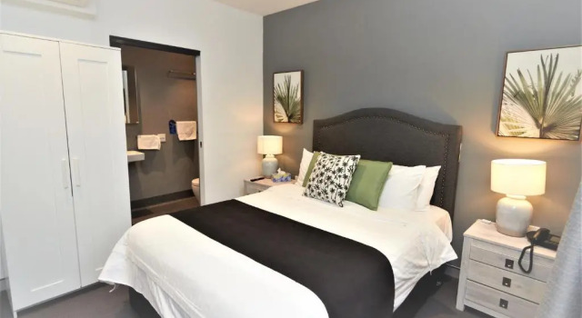Семейный номер Standard Mariners Court Hotel Sydney