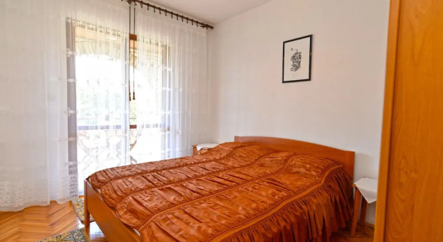 Apartment 1633