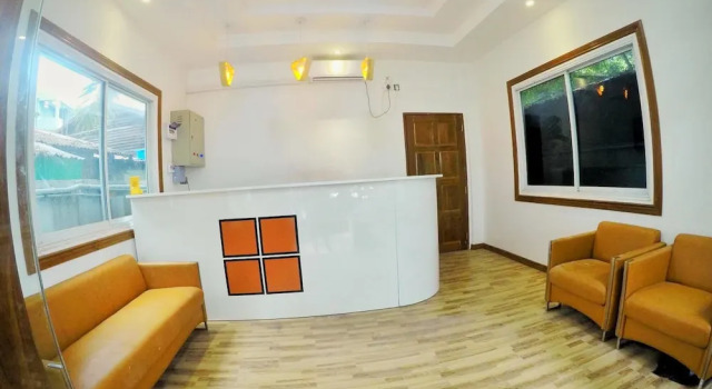 The LODGE Yangon B&B, Book Bed and Breakfast Yangon downtown 