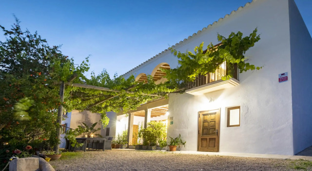 Villa Near Ibiza Town-San Antonio Sleeps 14, Book Villa Hotels in Ibiza with a Pool, Swimming Pool