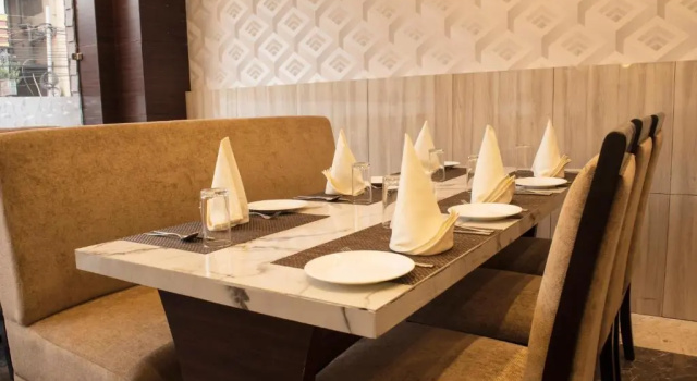 Номер Deluxe Stayotel Kolkata Airport