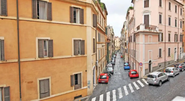 95 Rooms in Rome