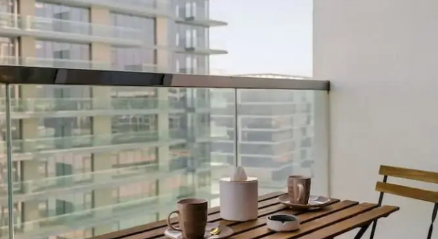 Апартаменты Manzil - 1BR District One Waterfront Living