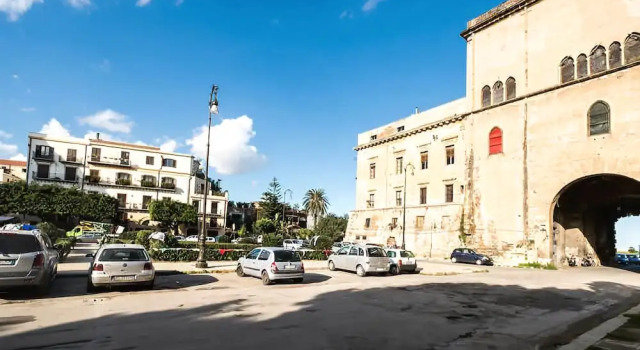 Alla Kalsa Verde Terrazza Wi Fi Free, Book Hotel Hotels in Sicily with Parking, Parking
