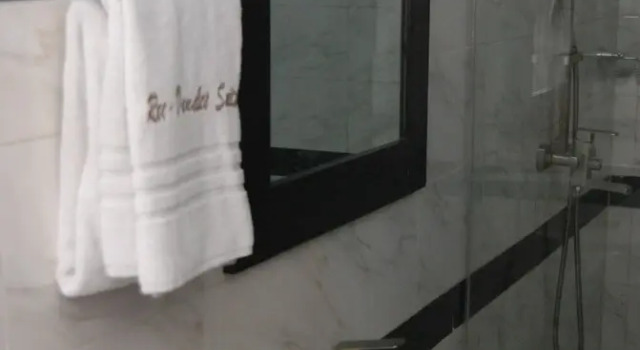 Номер Deluxe Dawn Carrington Hotels