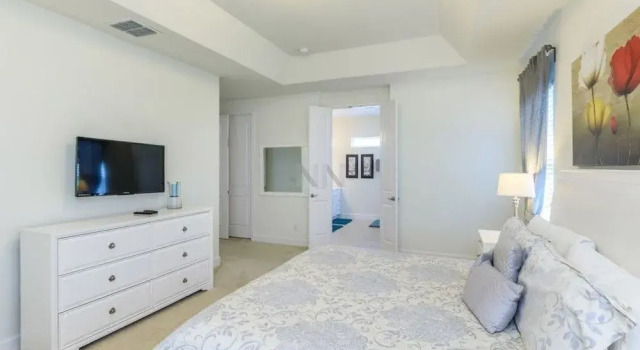 Rental near Orlando 6 Br home by RedAwning