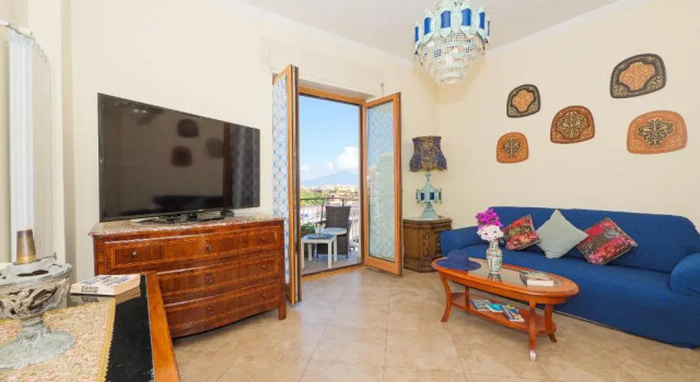 ARANCI 67 - convenient apartment in Sorrento centre