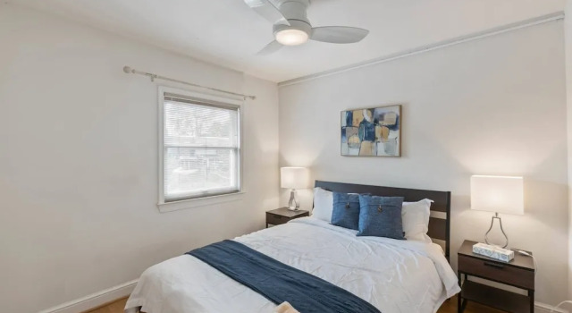 Коттедж Beautiful 3br/3ba Colonial House by Cozysuites