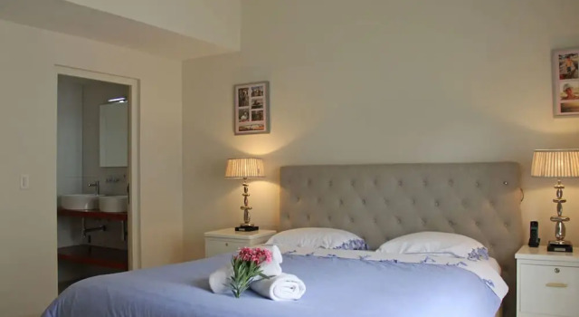 Sea View Villa by the Mambo Beach with Private Pool