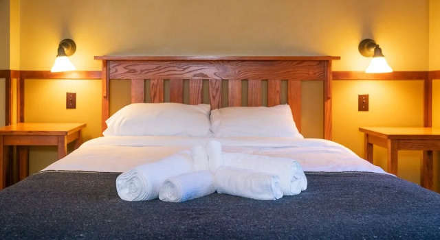 Двухместная студия Johnston Canyon Lodge & Bungalows