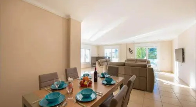 Villa Malibu - PlusHolidays, Забронировать Вилла Benimeit 