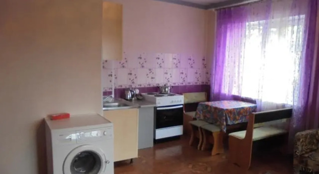 Prospect Kommunisticheskiy House, Prenota Appartamento Hotel a Repubblica dell'Altaj con parcheggio, Parcheggio