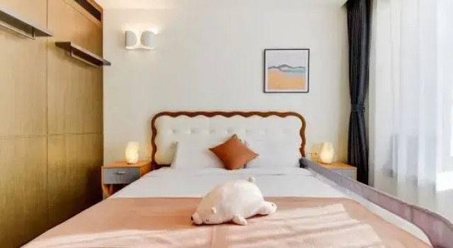 Люкс с 2 комнатами с балконом Polar Bear Star Travel · Diversified Designer Family Vacation Homestay (Anaya Beidaihe Branch)