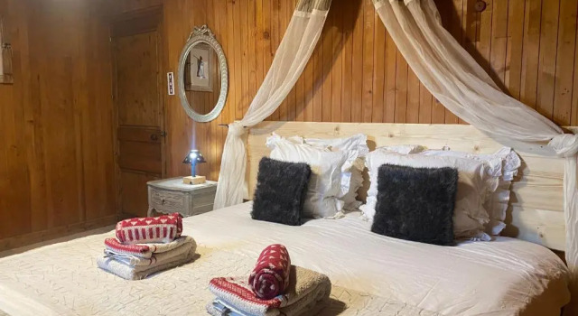 Chalet Génépi, Забронировать Шале Виллы Овернь-Рона-Альпы, Вилла