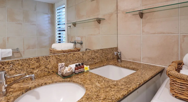 Двухместный номер Standard Julians Apartments