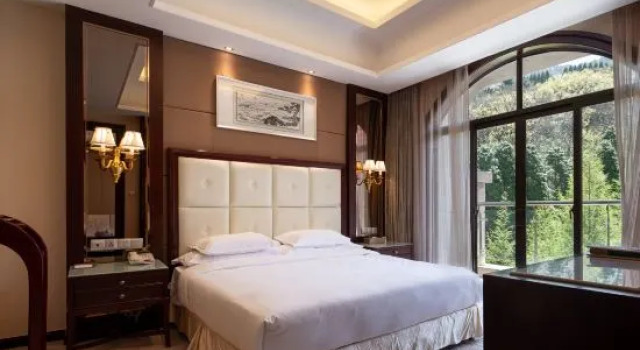 Семейный люкс Superior Holiday Way Resort Lushan