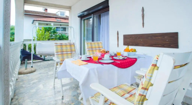 Apartments Karmelić, Prenota Appartamento Hotel a Isole Quarnerine con parcheggio, Parcheggio