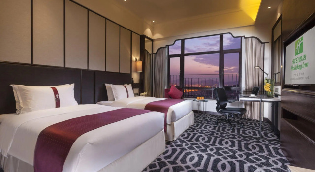 Двухместный номер Standard Holiday Inn Airport Guangzhou by IHG