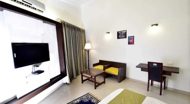 OYO Premium Villholi Nashik, Réserver Hôtel Hôtels à Maharashtra avec piscine, Piscine