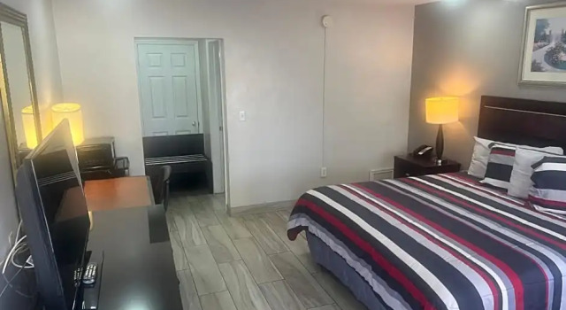 Номер Standard Flamingo Inn